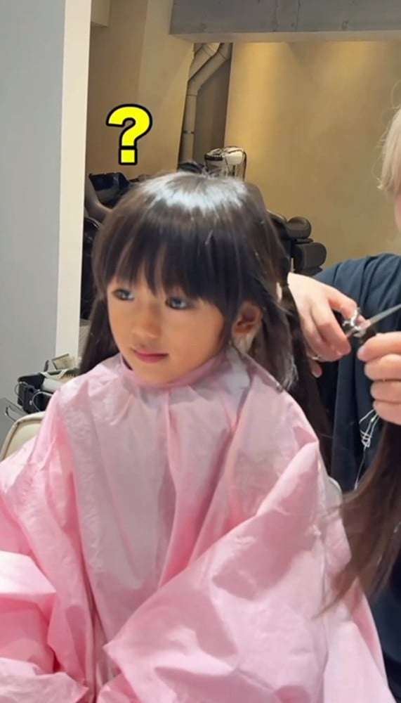 ヘアドネーションで来店、ロングヘアの“女の子”かと思ったら…30センチカット後まさかの姿に「美少年すぎる」「天使発見!」