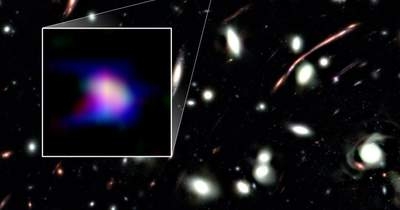 誕生直後の極小銀河を観測　宇宙初期、130億年前 | NEWSjp