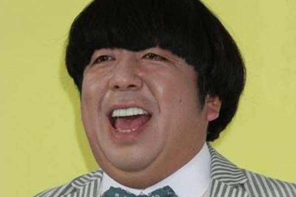 「精神的にキツイのかな」バナナマン・日村勇紀　ロケ番組で涙を浮かべ…ファンが心配していた「休養発表直前の異変」