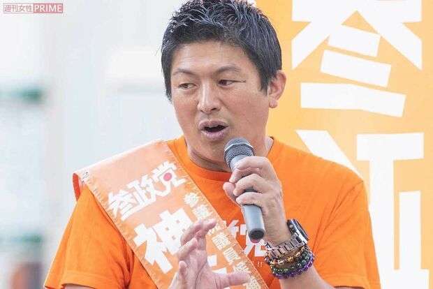 参政党代表の「ロリコン」「メロンパンで死ぬ」発言にネット大荒れ、それでも止まらぬ躍進劇の謎