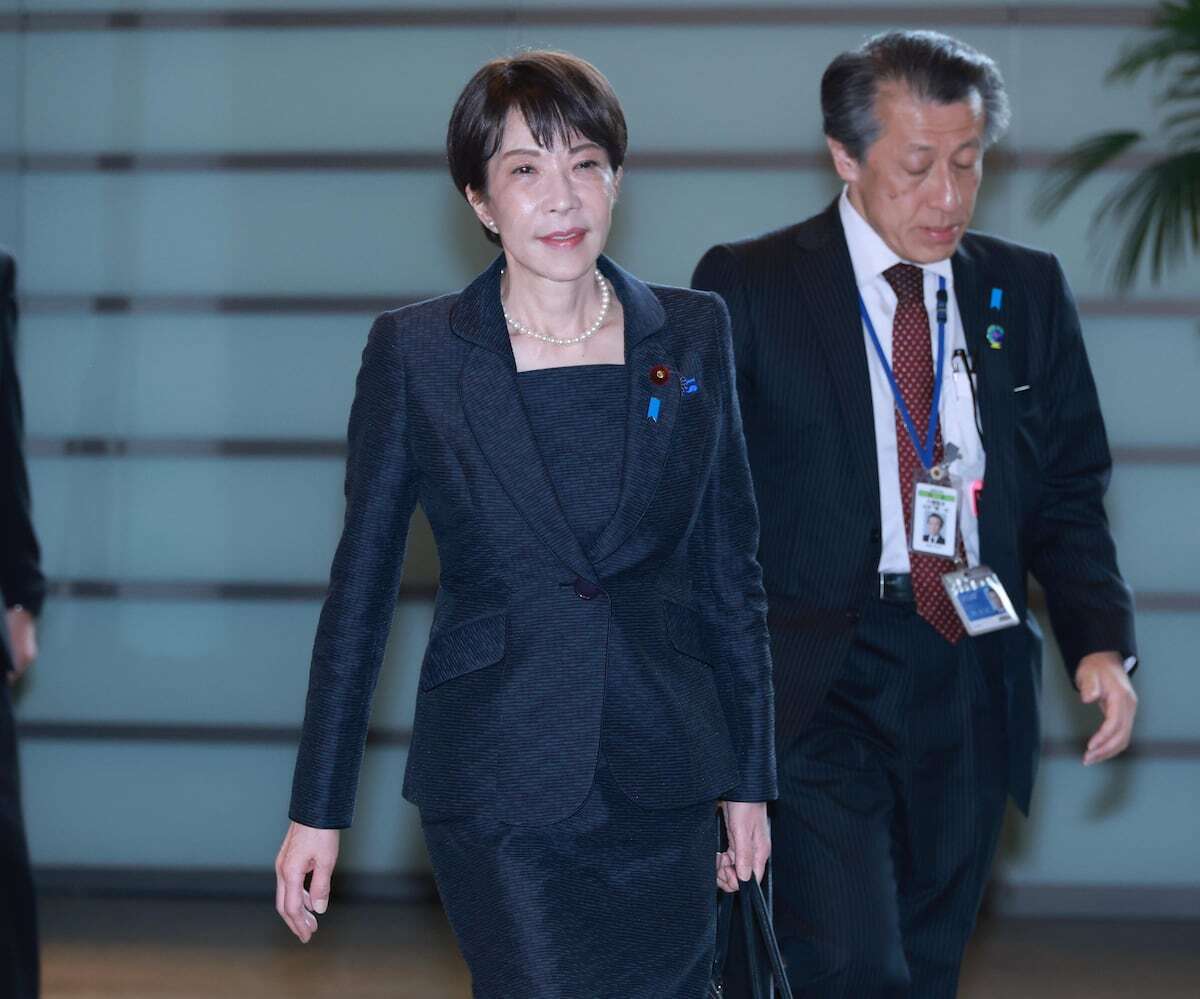 高市首相が自民の参院幹部と会食 手土産は化粧水「おっさんもきれいになろう」