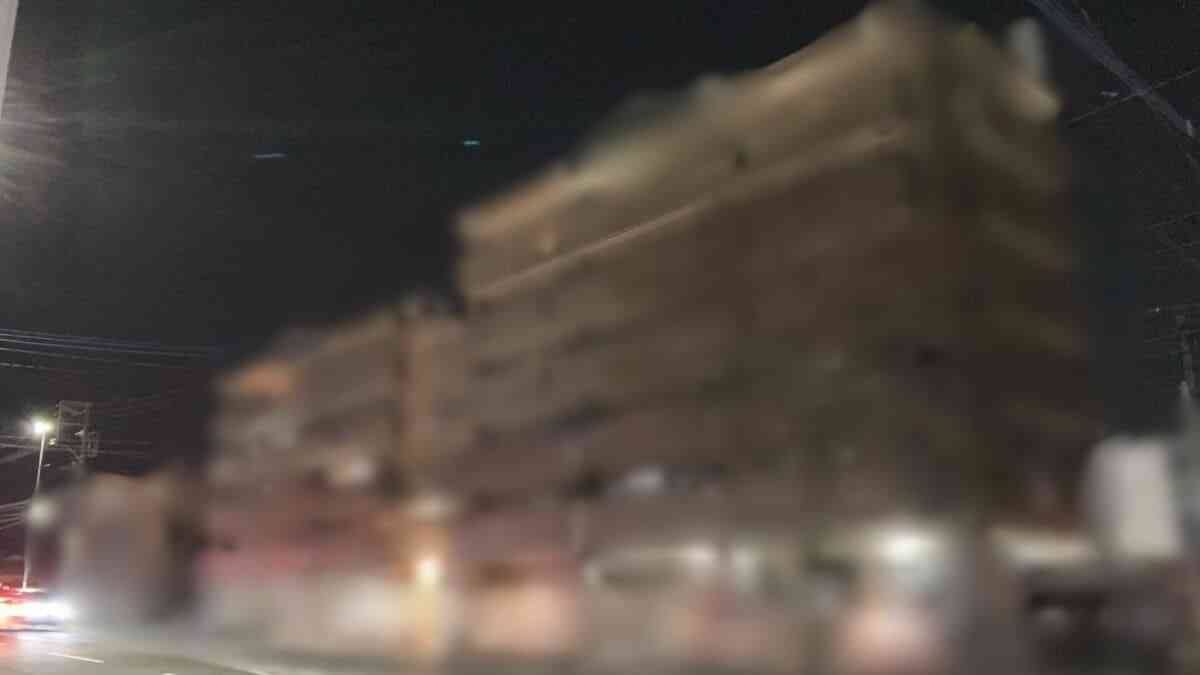「住人が3か月家賃を滞納している」マンションの一室で30代くらいの女性と男児と女児が死亡しているのが見つかる　親子3人で無理心中の疑いも