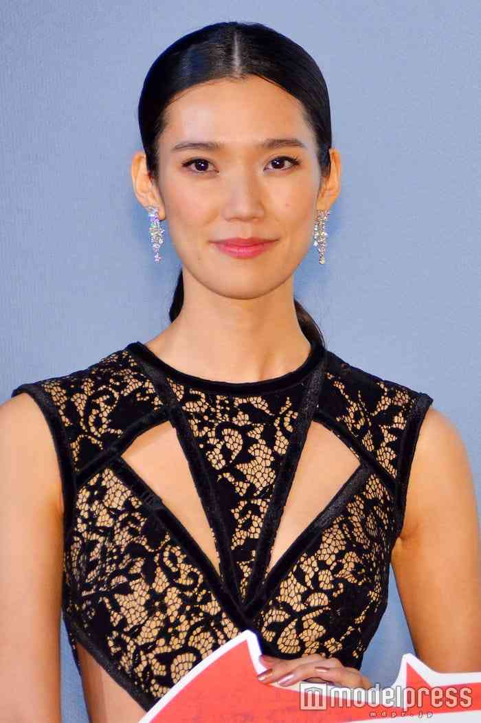 TAO、結婚＆挙式を報告　日本人スーパーモデル、ハリウッドで女優業も - モデルプレス