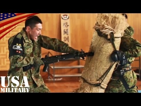 自衛隊格闘術(白兵戦) 銃剣格闘など 第5旅団･格闘訓練隊 - Japanese Soldiers (JGSDF) Hand-to-hand Combat - Rifle Bayonet