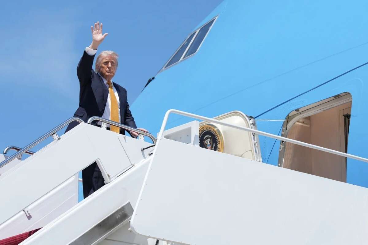 中国の巨大石油タンカー、ホルムズ海峡通過を試み　トランプ氏が中国へ向かう中（CNN.co.jp） - Yahoo!ニュース