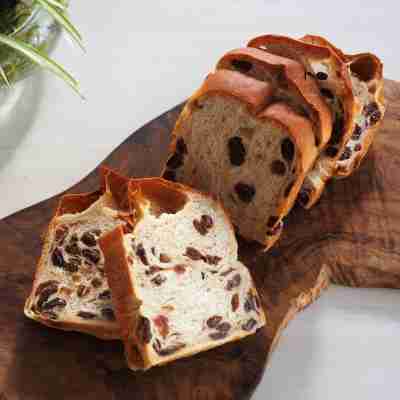レーズンパンおいしいよね、のトピ🍇🍞