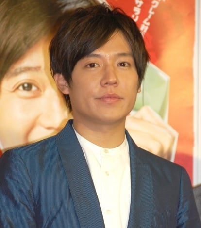 小出恵介　42歳「島暮らし」近影に騒然　「金髪じゃん!!」「チャラ男」「痩せた」