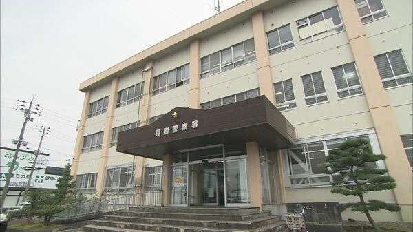 生後4カ月の息子を自宅の浴槽の水の中に沈めて殺害しようと…“殺人未遂”の疑いで36歳母親を逮捕　新潟・見附市