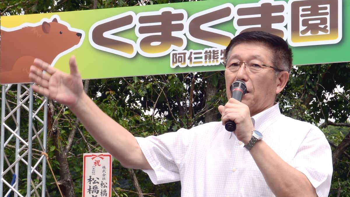 「心配ならクマ送ります」秋田県の佐竹敬久知事、駆除への苦情電話に反発　県議会で答弁 - 産経ニュース
