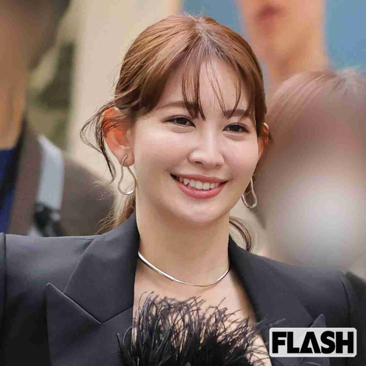 小嶋陽菜発のブランド“パクられ疑惑”にファンの嘆き…「チェリードット柄」ワンピの酷似指摘された企業は、本誌取材後に“投稿削除”（SmartFLASH） - Yahoo!ニュース