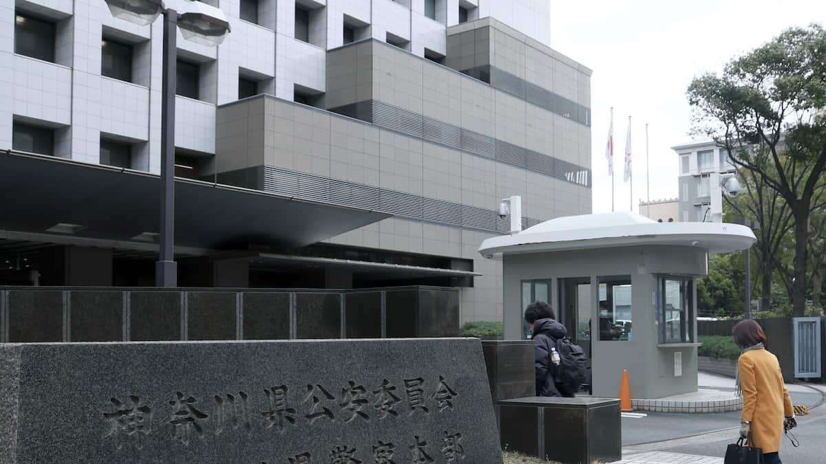 拳銃4丁と弾80発超所持か　51歳のベトナム人逮捕、全ての銃に弾装塡、神奈川県警 - 産経ニュース