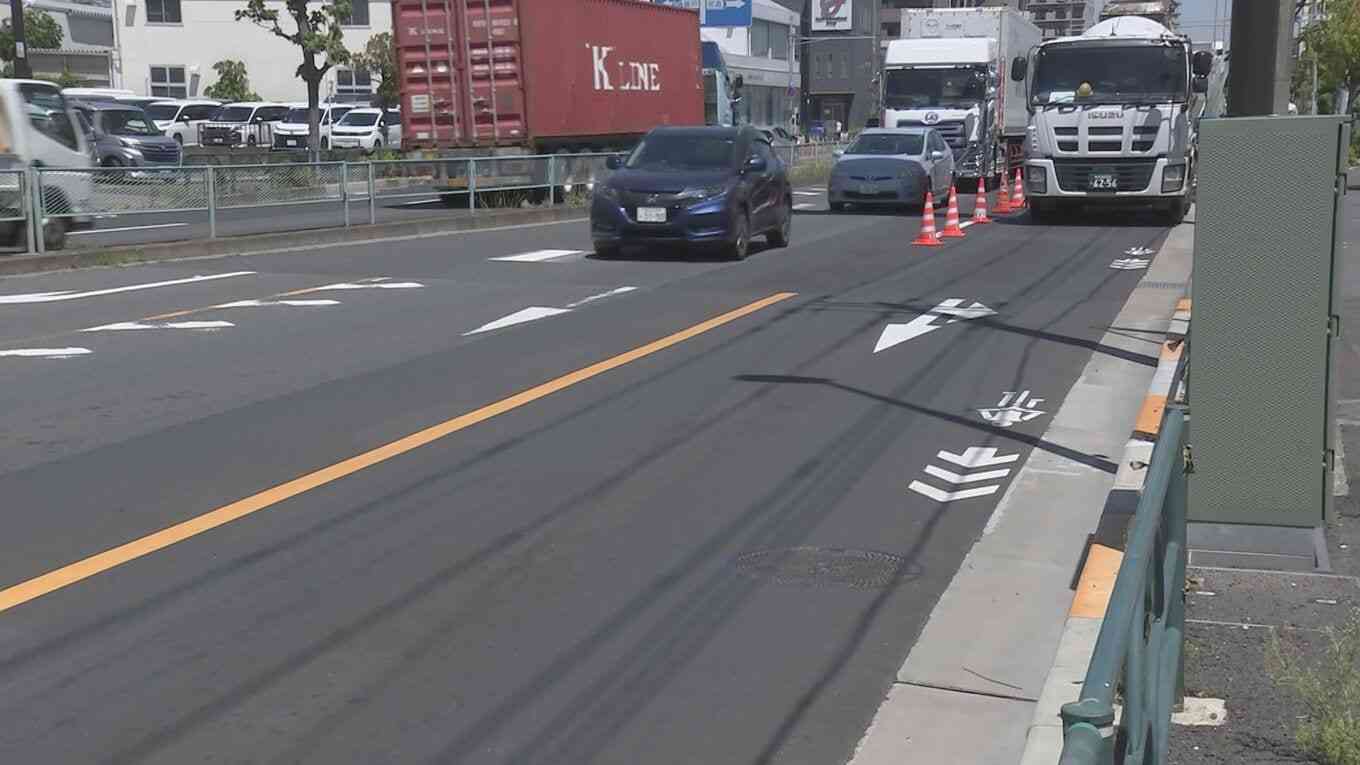 男性（19）がミキサー車にひかれ死亡　2人乗りバイクから落下か　ミキサー車運転手の男（49）を過失運転致死とひき逃げの疑いで逮捕　東京・葛飾区