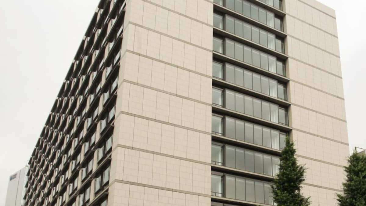 中国「非公式警察署」元幹部女性が外交秘書として事務所に出入り、松下新平参院議員側は「関係ない」　「経済活動の手伝い」依頼（1/2ページ） - zakⅡ