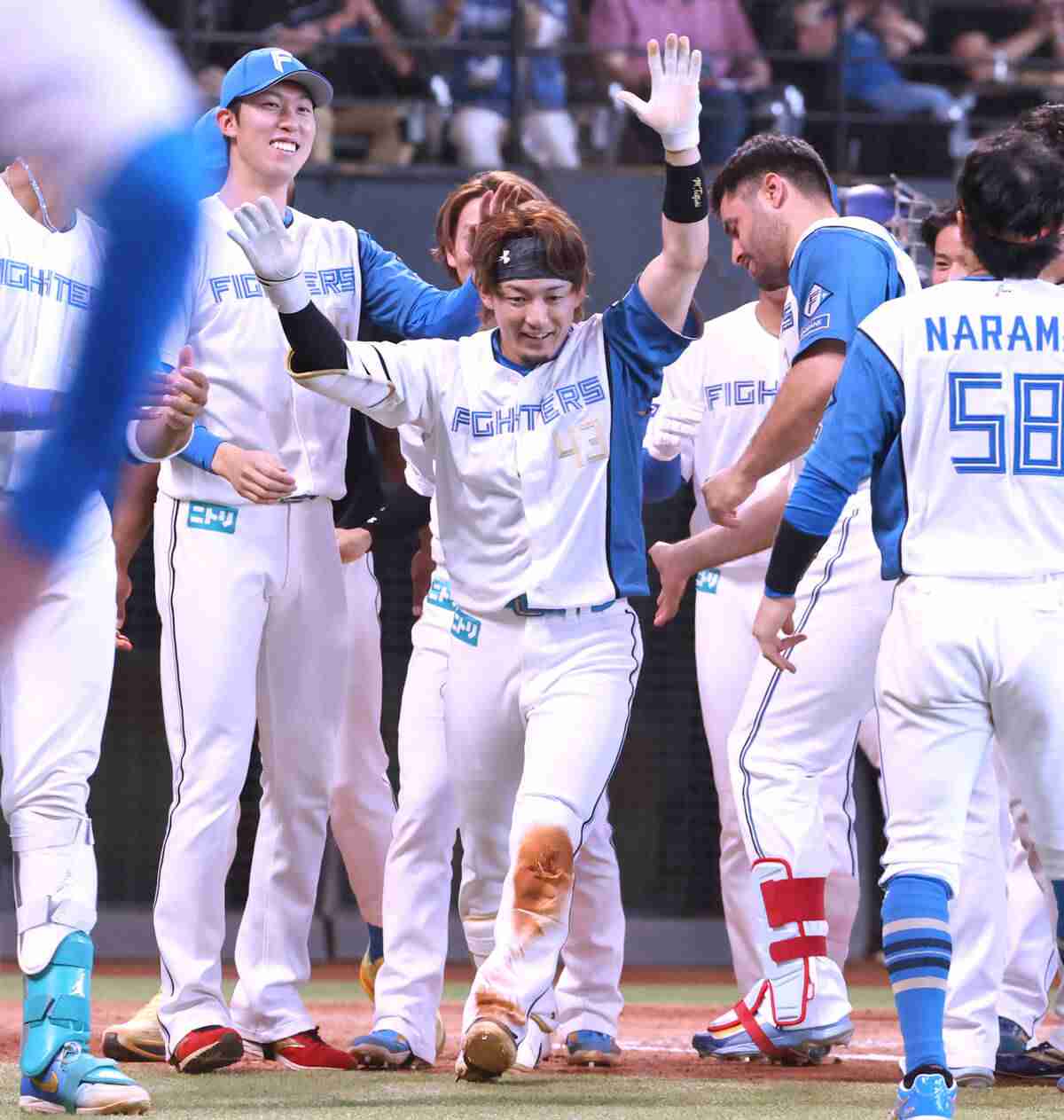 【日本ハム】新庄監督、破竹９連勝も「パが強い。（交流戦）やる意味あるのって思うくらい強い（笑）」ソフトも圧勝し苦笑い - スポーツ報知