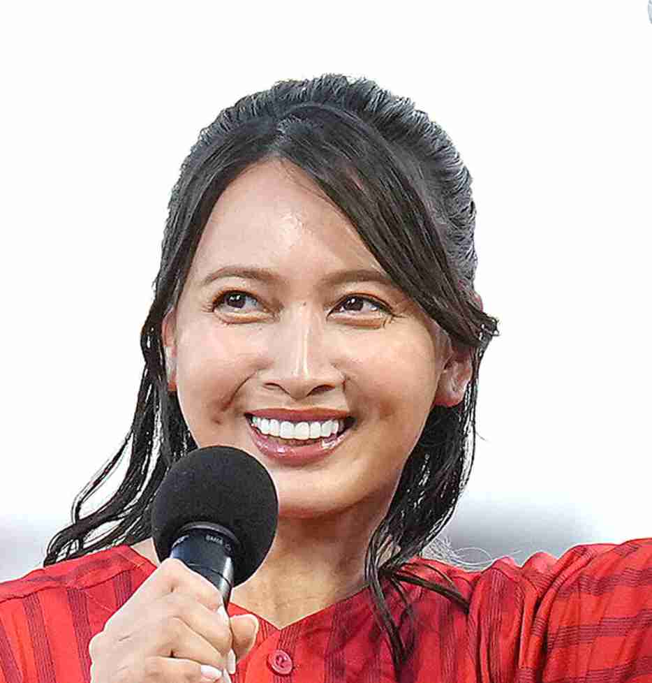 ４児の母40歳女優「授乳NG」の飲食店に困惑「そういう事を気にするお店は…」