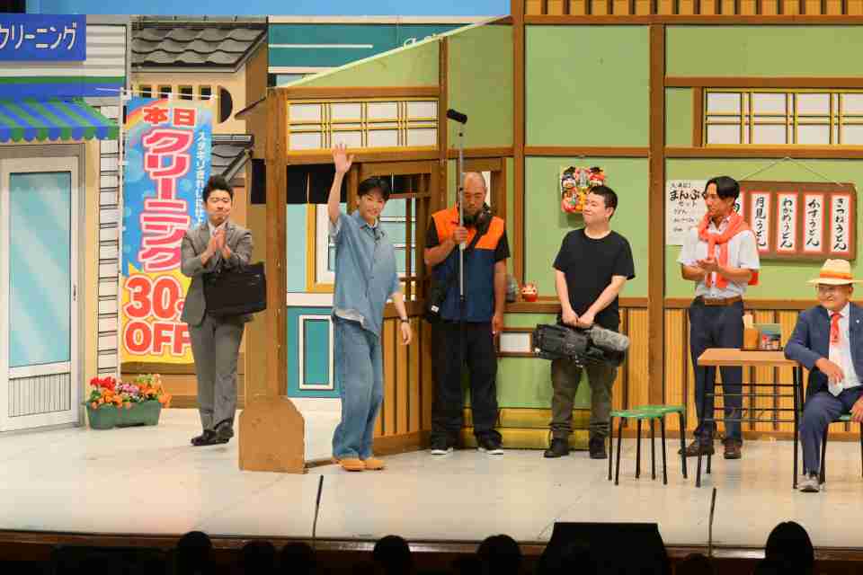吉本新喜劇に坂井瑠星ら登場→フォーエバーヤングが“75歳擬人化”　その他名馬の配役にも大爆笑（オリコン） - Yahoo!ニュース