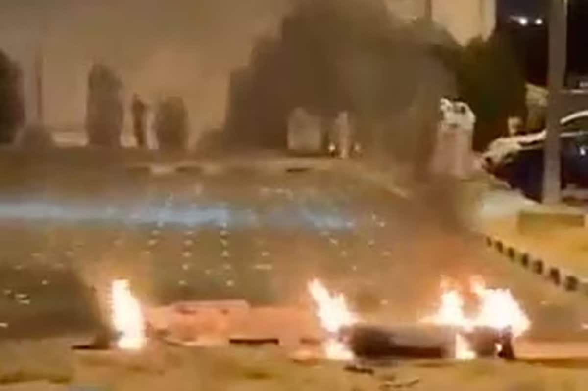 イラン、クウェート国際空港を無人機・ミサイルで攻撃…米支援で「直接的かつ明確な責任」と主張 | ニューズウィーク日本版 オフィシャルサイト