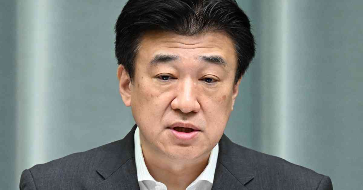 官房長官「少ないと思っていない」　首相の記者会見3カ月半なし | 毎日新聞