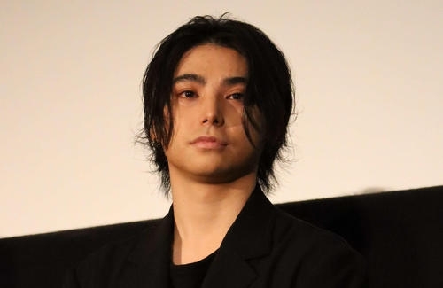村上虹郎が俳優業再開、23年３月「心身の不調」で休養　今年に入りドラマなど複数作品の撮影参加