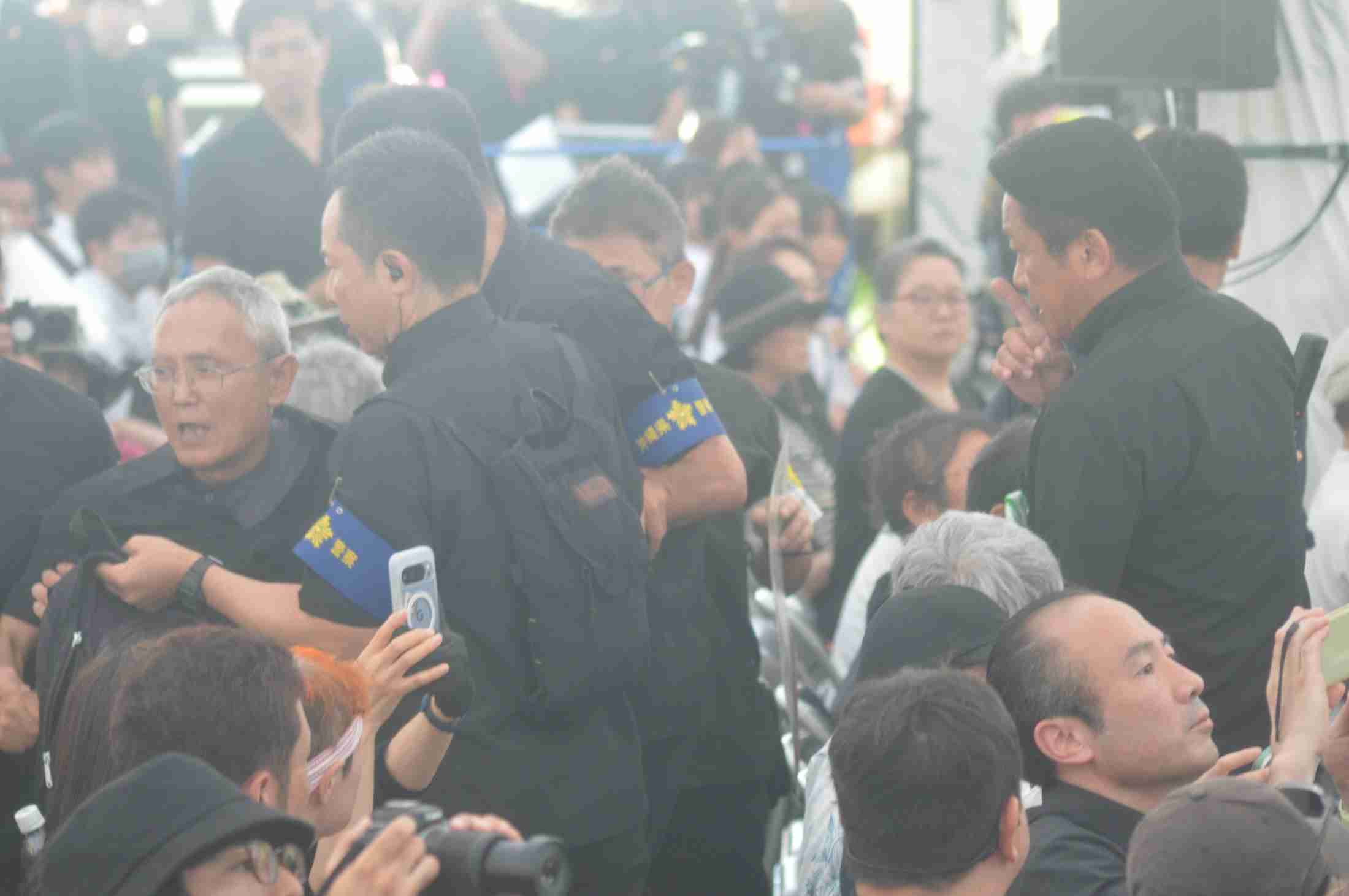 沖縄の戦没者追悼式で罵声、県民の思いと乖離  　市長が制止に入る場面も（沖縄八重山日報） - Yahoo!ニュース