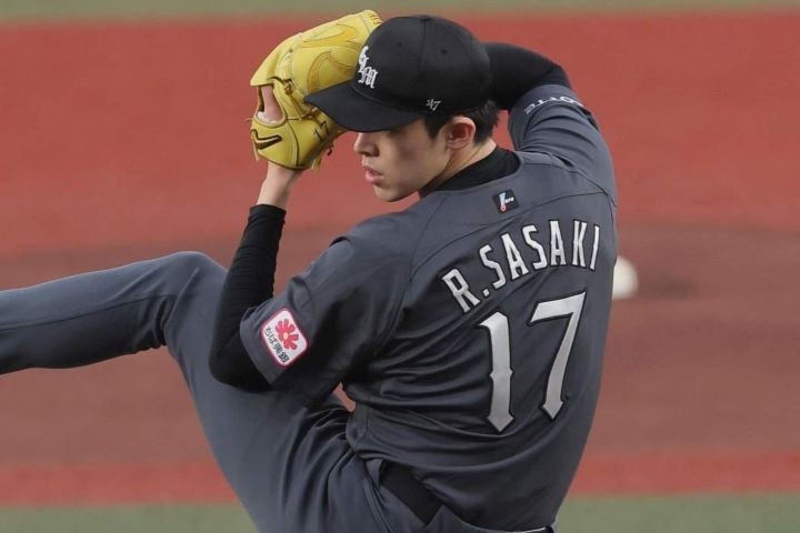 「もっと経験が必要だと思う」佐々木朗希の来オフMLB移籍報道にNPB助っ人が告白「毎日『落ち着け』と伝えている」｜CoCoKARAnext（ココカラnext）