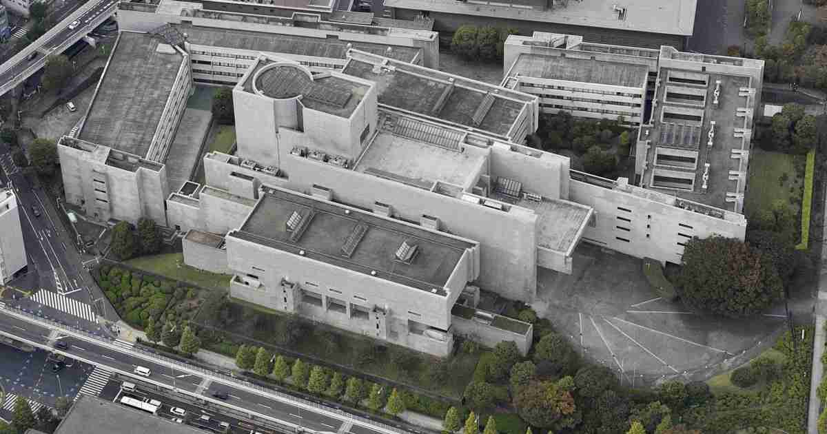 シャワーの回数減らし…　生活保護費再減額に神奈川でも審査請求 | 毎日新聞