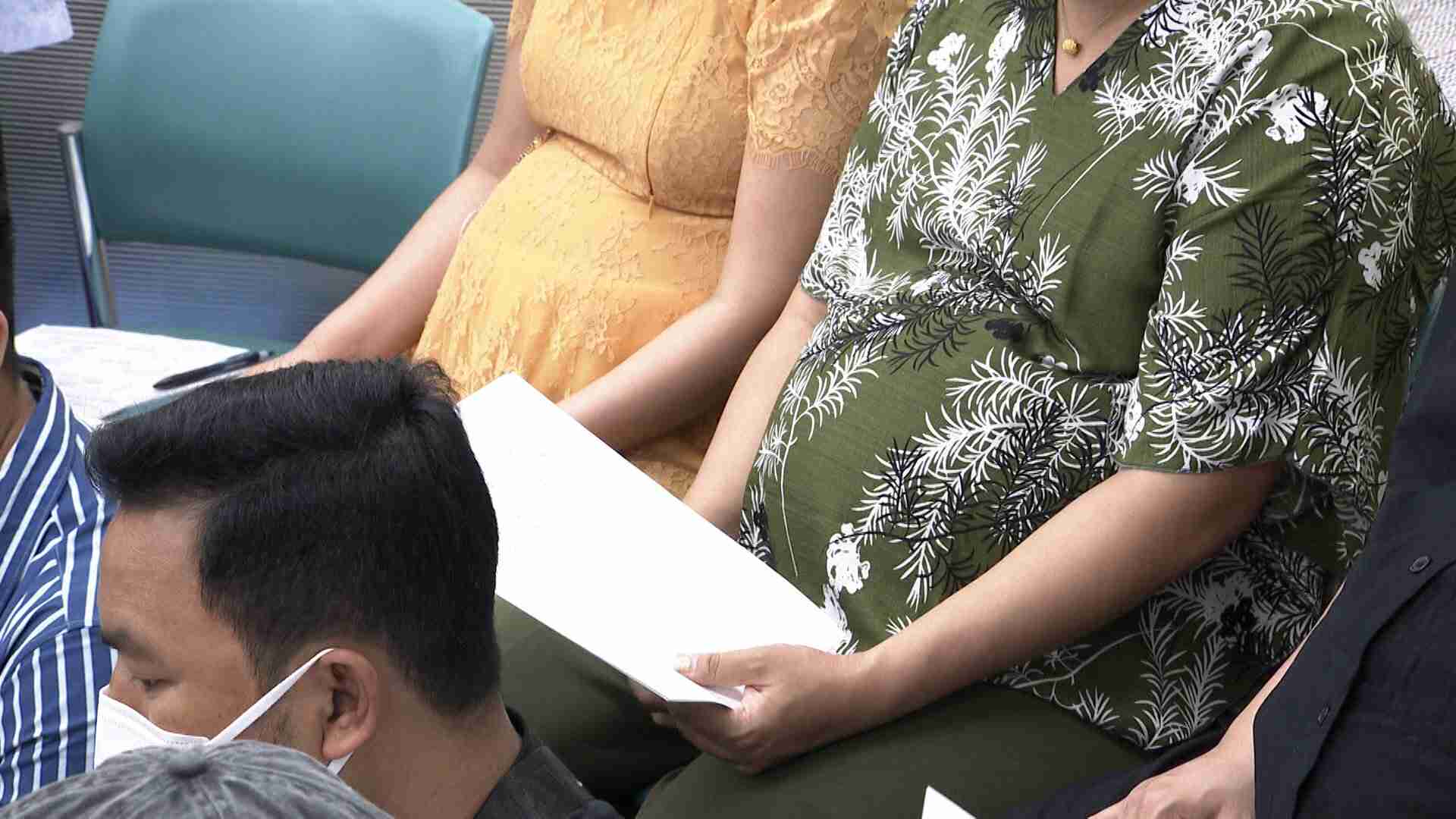 増加する外国人妊婦…日本での出産準備　文化の違いや言葉の壁をサポートするNPO日本人女性　通院の付き添いや通訳も（FNNプライムオンライン（フジテレビ系）） - Yahoo!ニュース
