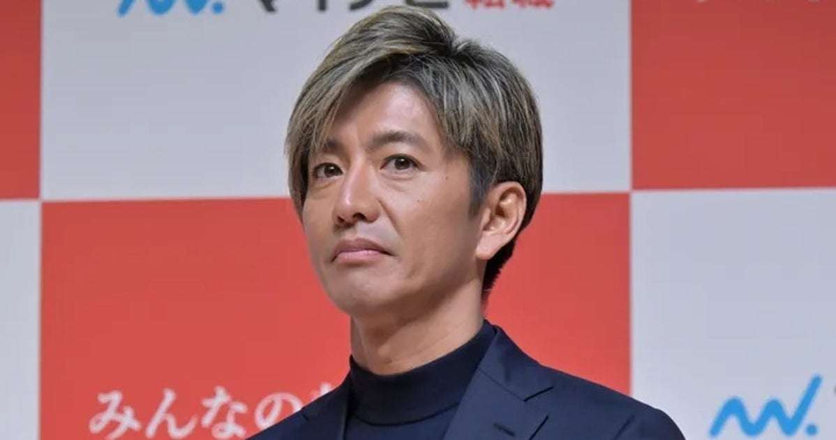 木村拓哉がスカーフを巻くとこうなる。「木村さんだから似合う」「また世間にバンダナ巻いた男が溢れてしまう」 | ハフポスト アートとカルチャー