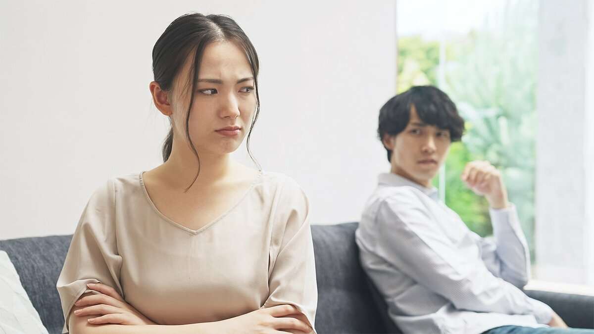 「手取りの半分以上がローン返済で消える」20代夫妻が「返済期間50年」超長期ローンを選ぶ理由。家計の耐久性にリスクと【FPは警鐘】｜概要｜ニュース｜ピンズバNEWS