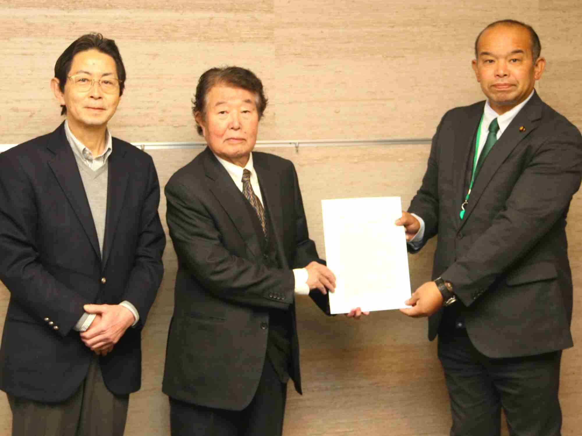 前橋テルサの審査見直しを 中心商店街が市長、議長に要望書｜前橋発、新しい風 「めぶく」街 。前橋の様々な話題を取り扱う前橋新聞-mebukuです。
