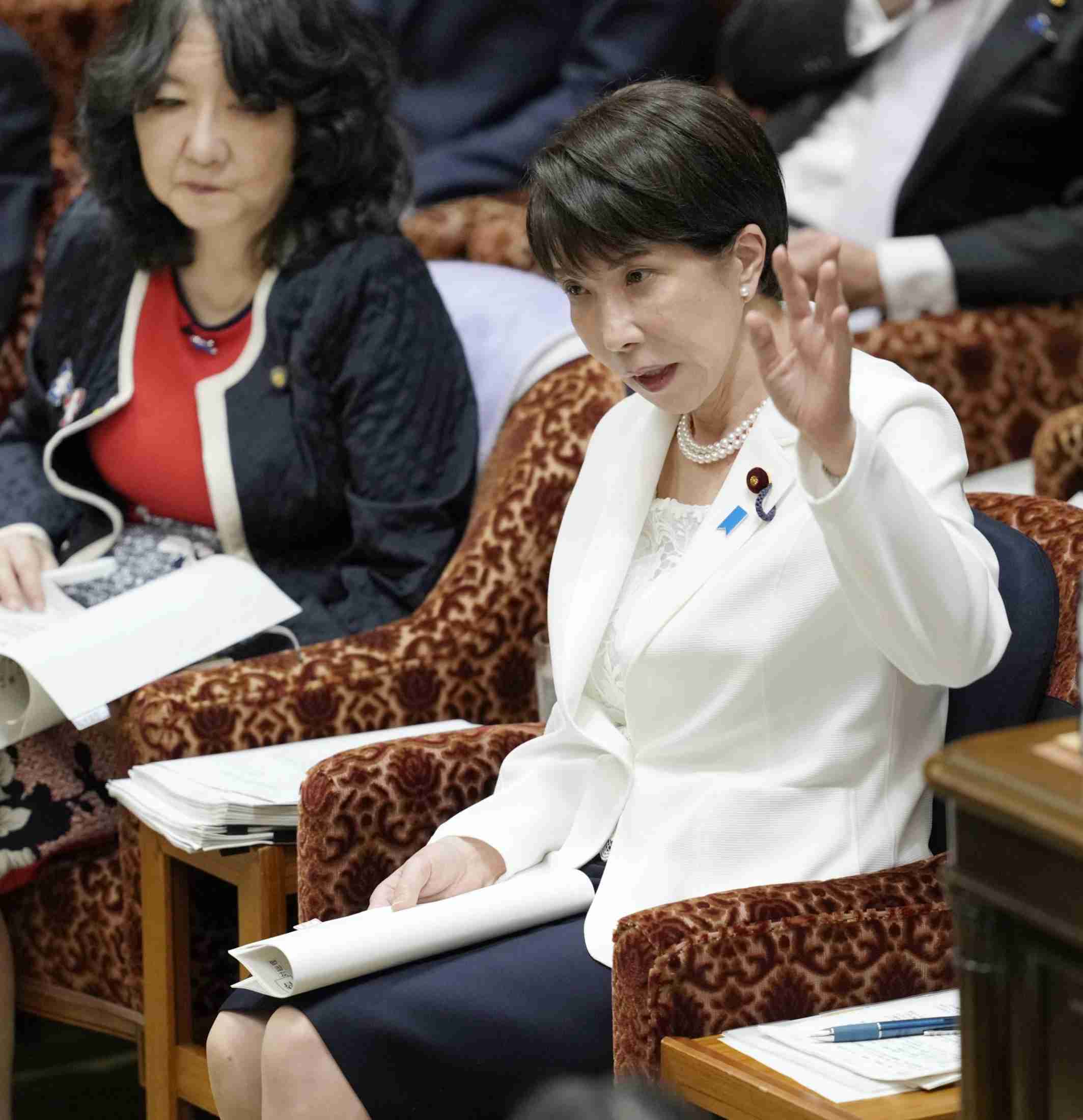 高市首相、消費減税「2年後には元に戻す」と明言　地方税収減1.6兆円