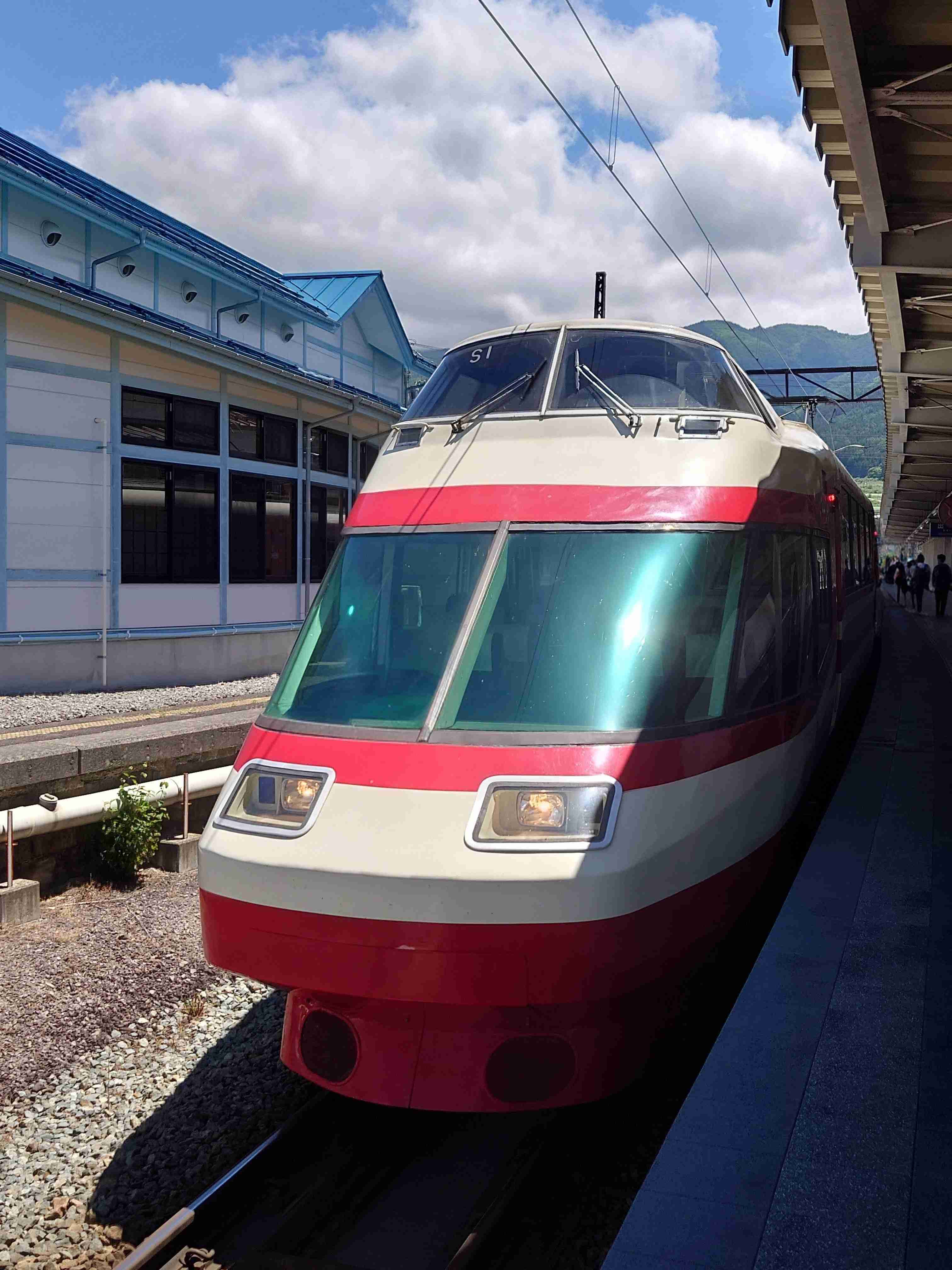 ガル民がスマホで撮った駅や電車がみたい!Part3