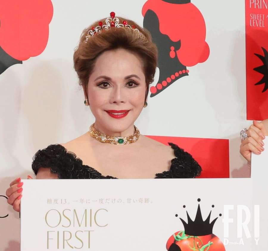 レポーターは見た！92年の暴行事件時にデヴィ夫人に密着して分かった“怒りの処理”と「本当の素顔」（FRIDAY） - Yahoo!ニュース
