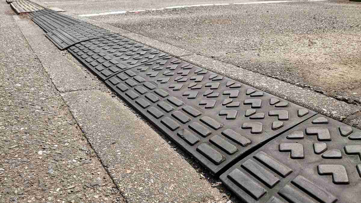 「道路に置かないで」自宅前でも違法に...船橋市の“異例の注意喚起”に「知らなかった」「普通に見かける」 | TRILL【トリル】