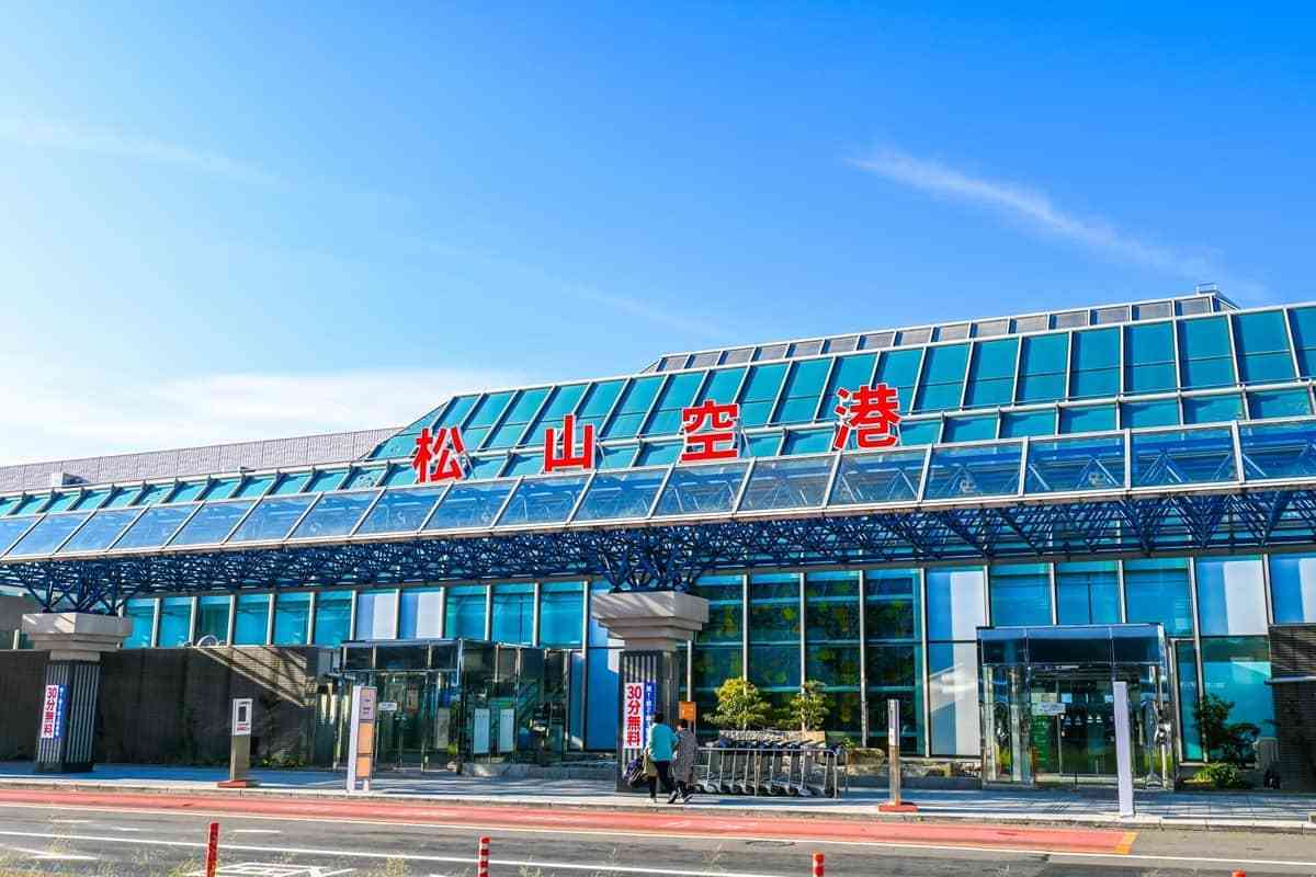 「韓国人優遇では？」愛媛県と松山市が運行「韓国人向け無料送迎バス」　予算1千万円超...県に取材すると