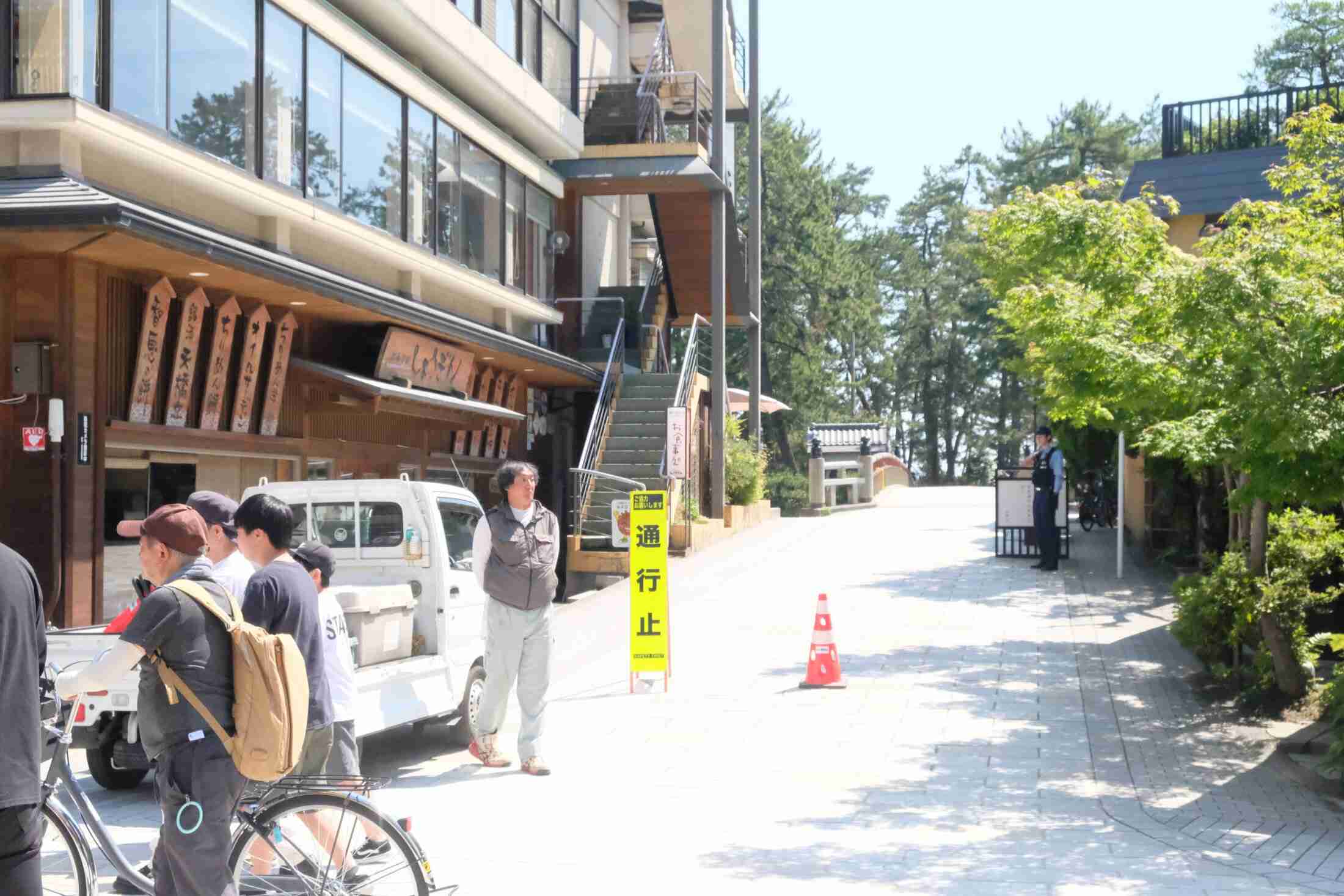 【速報】京都・天橋立にまたクマ目撃情報　天橋立内の府道を一時通行止め　10日にも出現、捕獲したのに（京都新聞） - Yahoo!ニュース