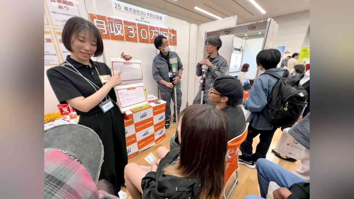 令和の「金の卵」求め、高校生の獲得競争過熱…大卒と同水準の「初任給３０万円」の企業も : 読売新聞