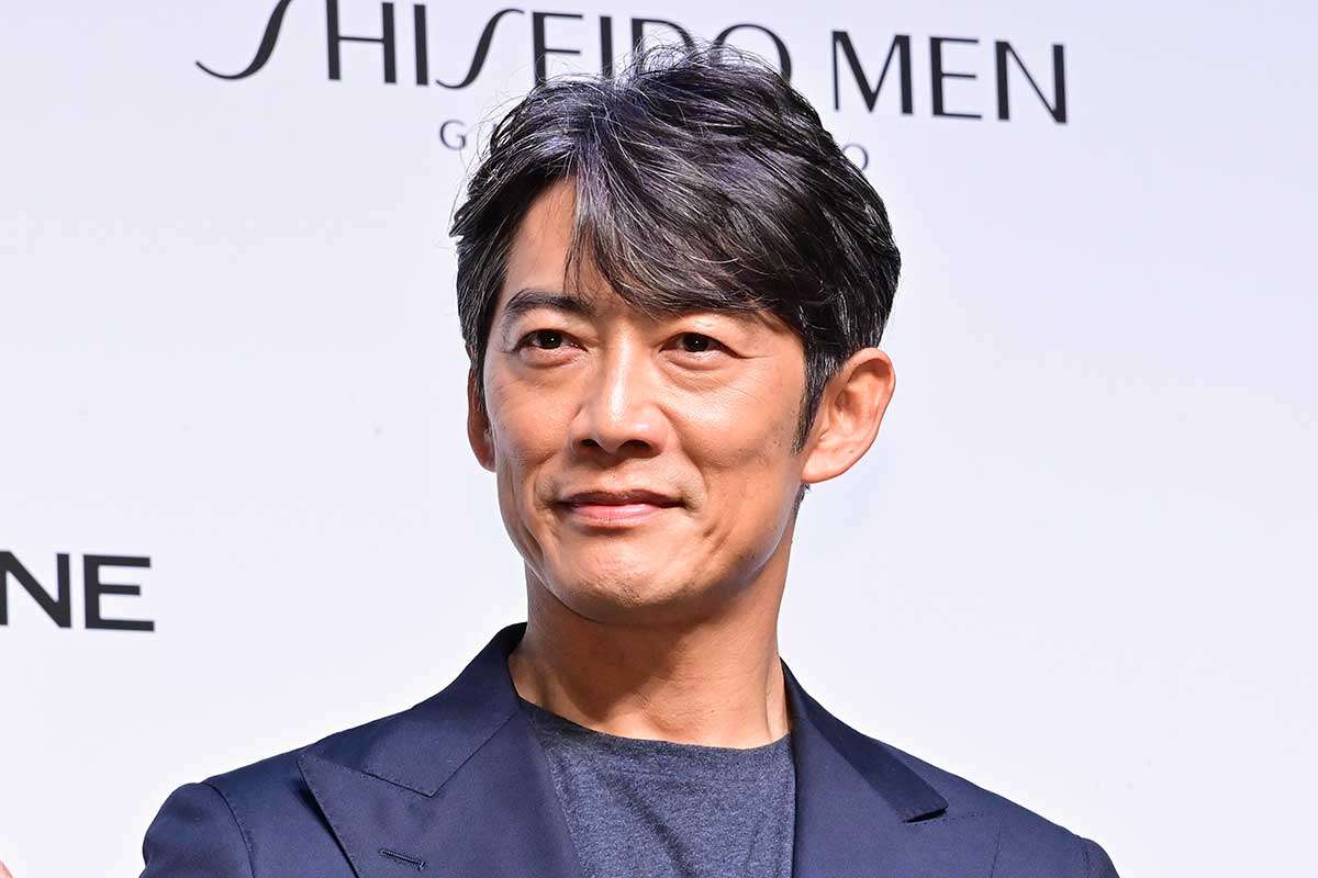 綾瀬はるかのシワ、小泉今日子の白髪が「美しい」と話題　整形・加工全盛時代に支持される「受け入れる」生き方