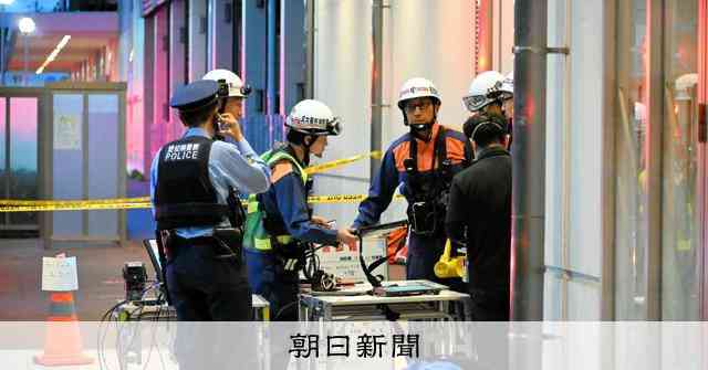 名古屋の大型商業施設で「多数がせき込む」　複数人が搬送、意識あり [愛知県]：朝日新聞