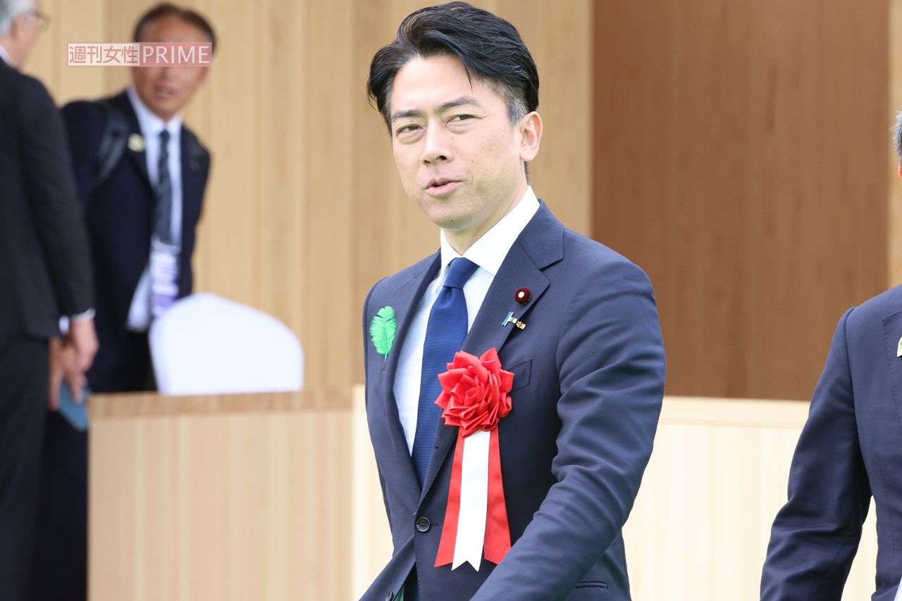 小泉進次郎防衛大臣、Xで異例の【拡散希望】投稿…迎撃ドローン民間募集の裏でネットがツッコんだ“違和感” | 週刊女性PRIME