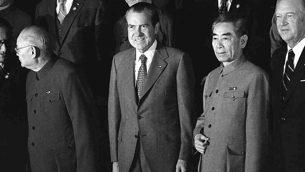 日中国交正常化に動いた2人の「外政家」、大平正芳と周恩来：日経ビジネス電子版