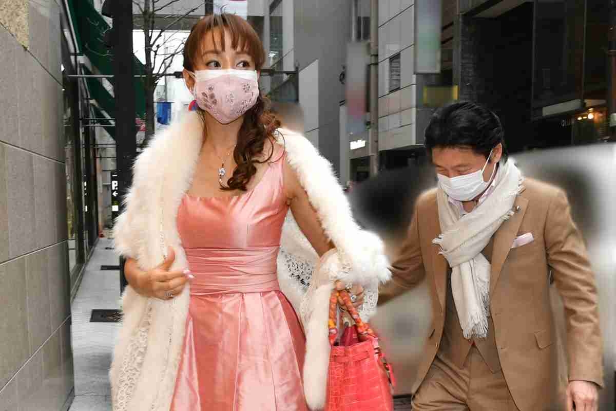 神田うのが献身介護　“1000億円社長”の夫が脳梗塞で搬送されていた