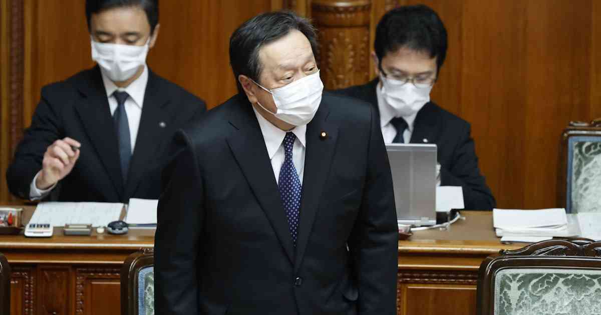 防衛産業、20年で100社撤退　生産・輸出支援法が成立 - 日本経済新聞