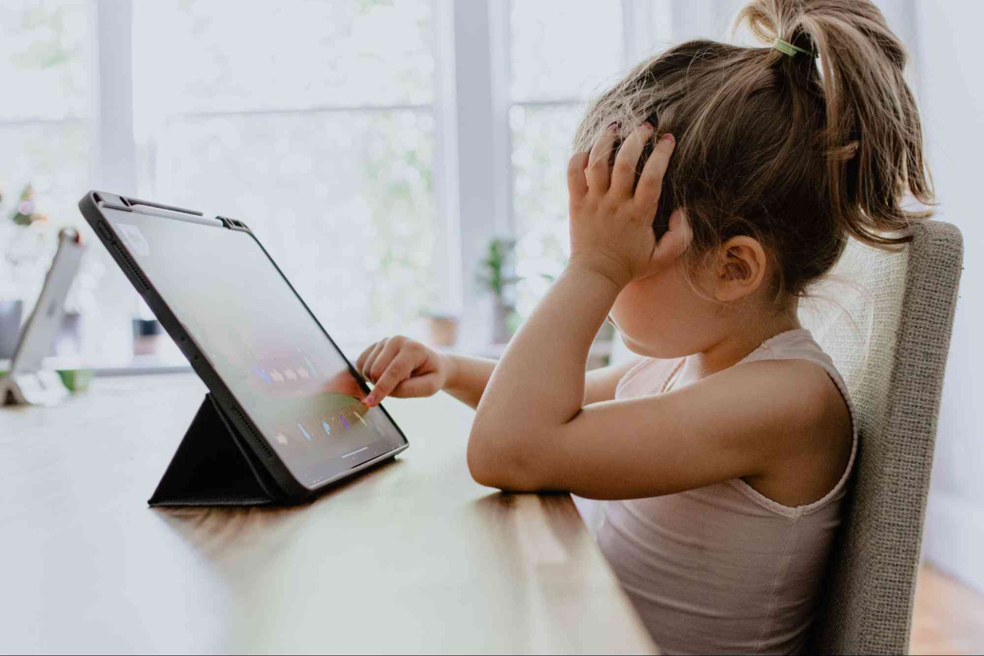 小学校のパソコン学習はいつから？子ども用のPCを選ぶポイント
