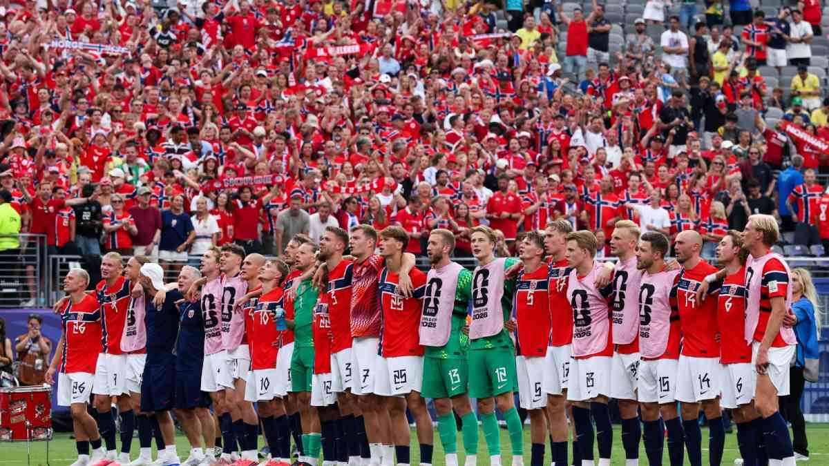 ノルウェー代表、イングランド戦前に複数の選手が体調不良…指揮官は「咳をする者があちこちにいる」（フットボールチャンネル） - Yahoo!ニュース