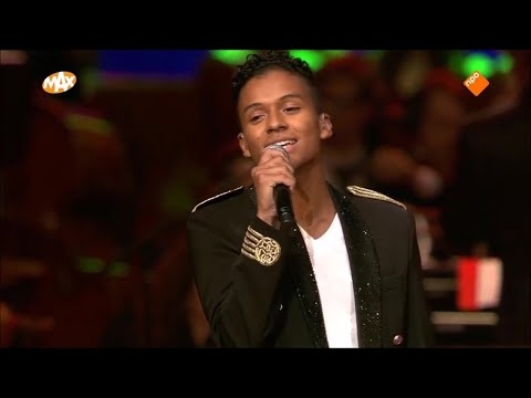 Jermaine Jackson & Sons Jaafar and Jermajesty Stage Debut: 