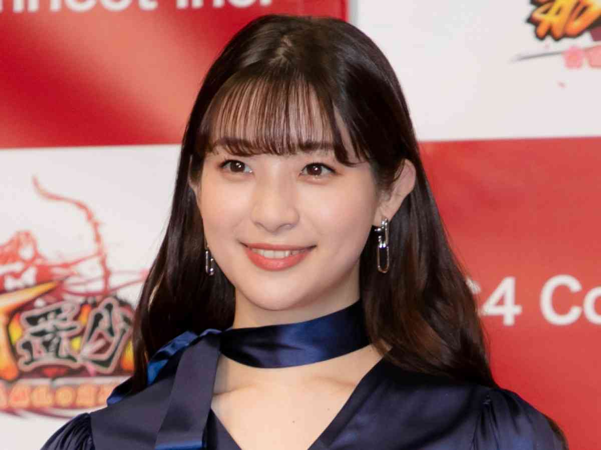 足立梨花、「似ている」と話題だった元宝塚トップ娘役と対面 「姉妹みたい」の声 - エンタメ - ニュース ｜クランクイン！