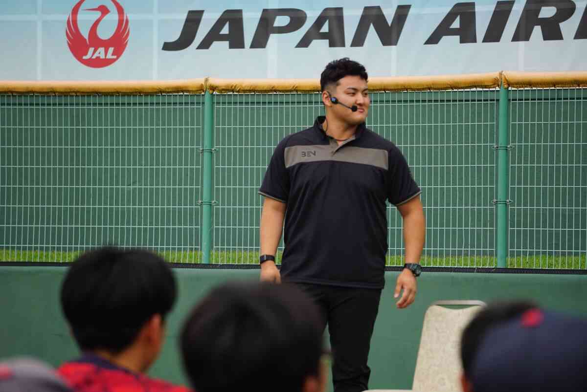 佐々木麟太郎　プロ入りでも「最終的に卒業したい」　スタンフォード大は「無期限休学」が可能…オフまたは引退後でも（スポーツ報知） - Yahoo!ニュース