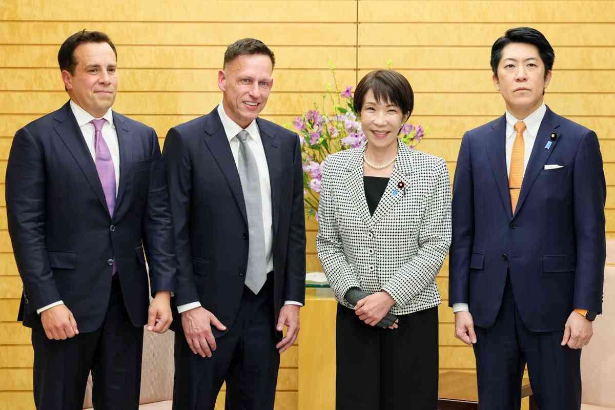 高市早苗首相、エプスタインと関りあったパランティア・テクノロジーズのピーター・ティール会長との集合ショットに批判の声