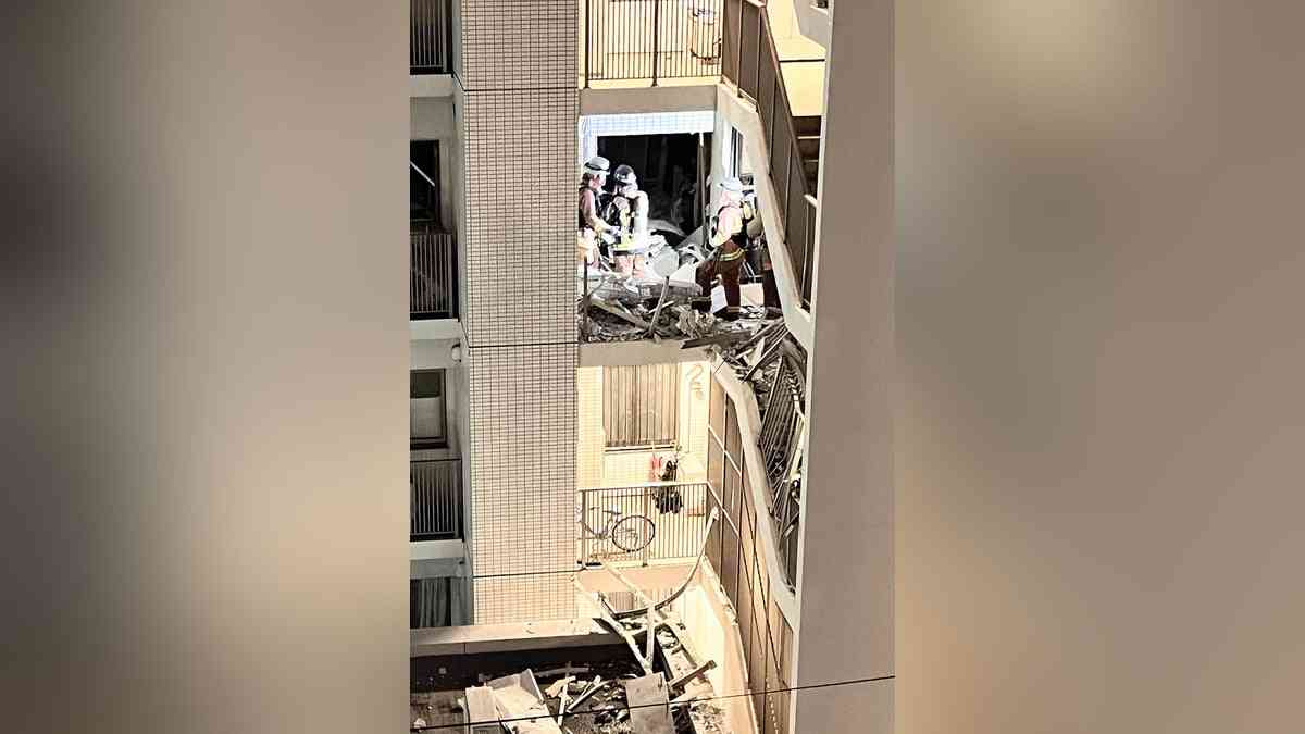 自殺しようとガス充満「我に返ってたばこを吸ったら爆発」…川口市のマンションで中国人搬送 : 読売新聞